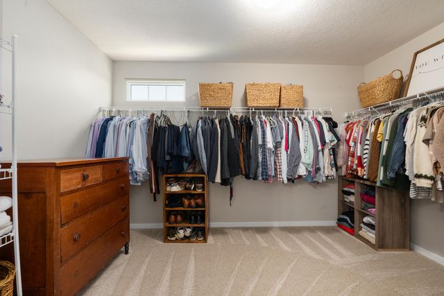 7326 Lilac Hill Drive, Plain City, OH 43064