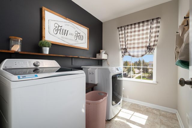 7326 Lilac Hill Drive, Plain City, OH 43064