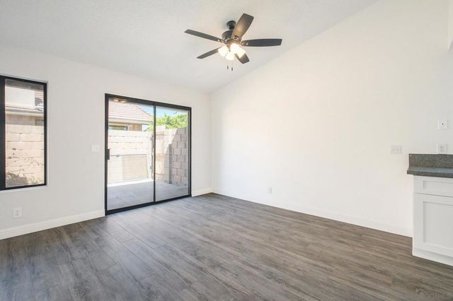 1402 Hancock Cir, San Jacinto, CA 92583
