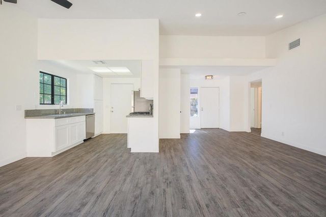 1402 Hancock Cir, San Jacinto, CA 92583