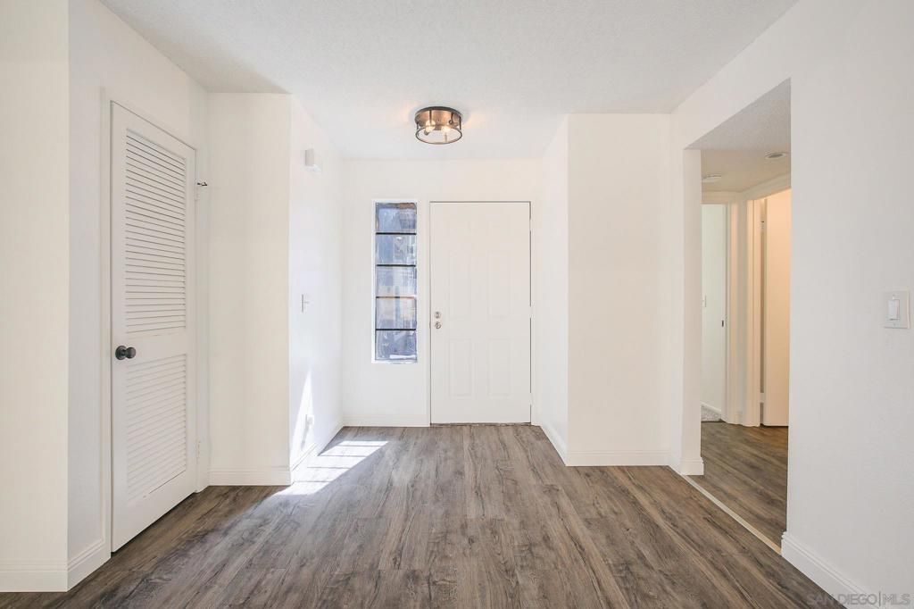 Image 11 of property listing at 1402 Hancock Cir, San Jacinto, CA 92583