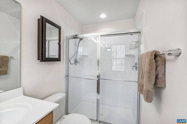 2159 WHISPERING HOLLOW LN, Charlottesville, VA 22911