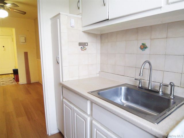 1 Fisher Drive 520, Mount Vernon, NY 10552