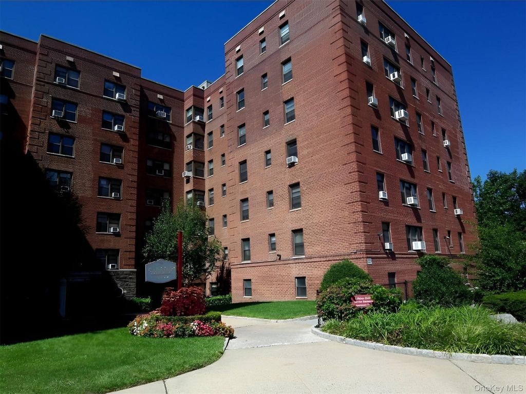 1 Fisher Drive 520, Mount Vernon, NY 10552