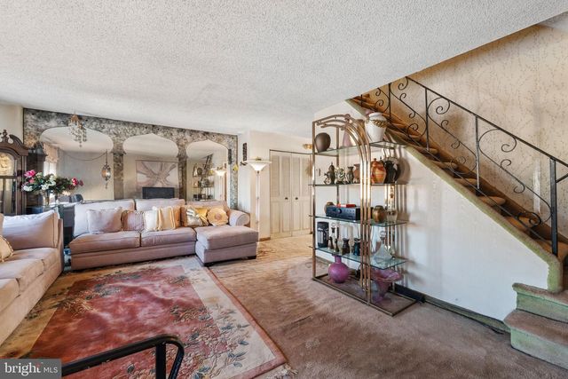 7835 MIDIS PL, Philadelphia, PA 19153