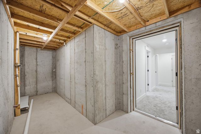 129 S 940 E, Santaquin, UT 84655