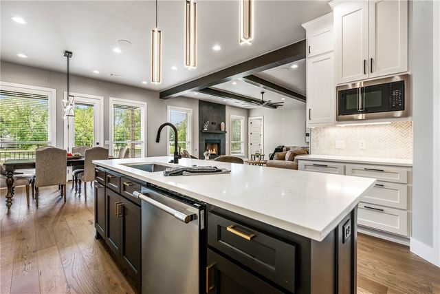 3601 SW Array Avenue, Bentonville, AR 72713