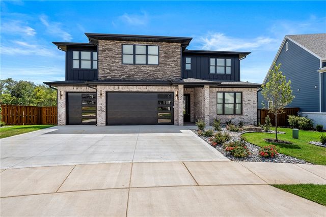 3601 SW Array Avenue, Bentonville, AR 72713