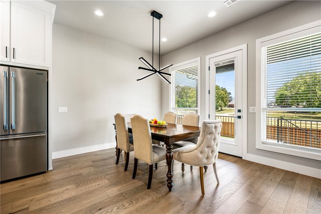 3601 SW Array Avenue, Bentonville, AR 72713