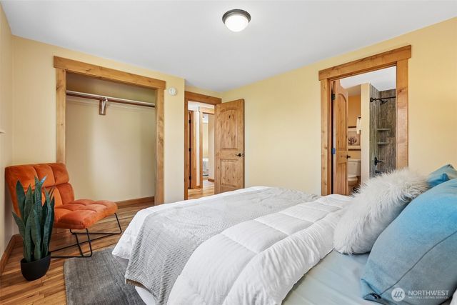 11746 22nd Avenue NE, Seattle, WA 98125