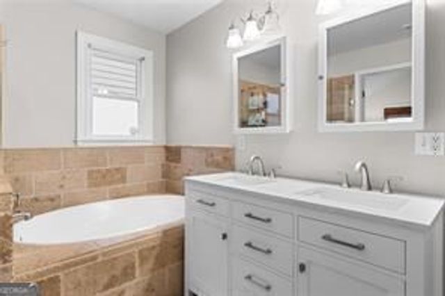 198 Watson Circle SE, Atlanta, GA 30317