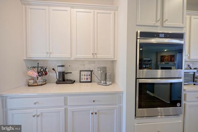 65 WESTMONT DR, Medford, NJ 08055