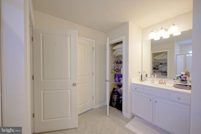 65 WESTMONT DR, Medford, NJ 08055