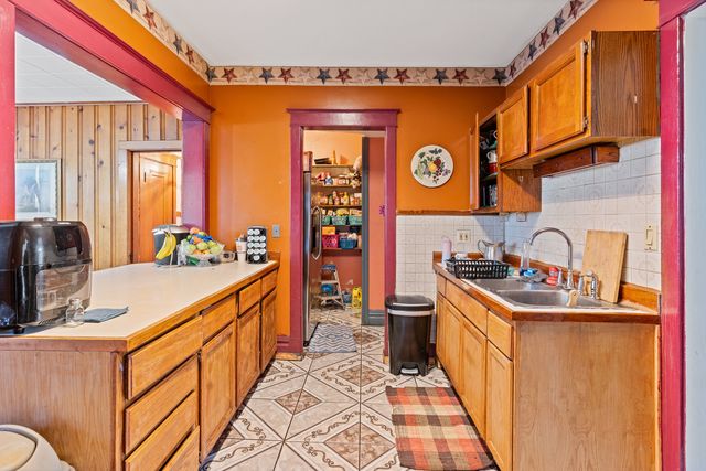 5214 W 24th Street, Cicero, IL 60804