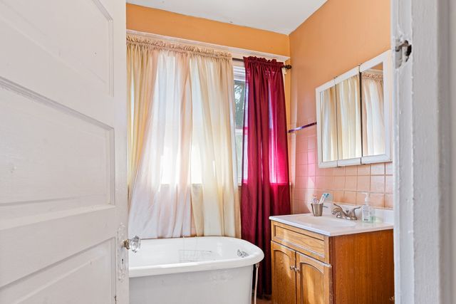 5214 W 24th Street, Cicero, IL 60804
