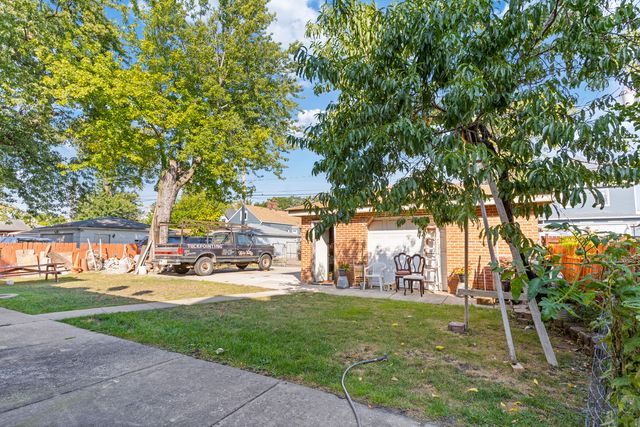 5214 W 24th Street, Cicero, IL 60804