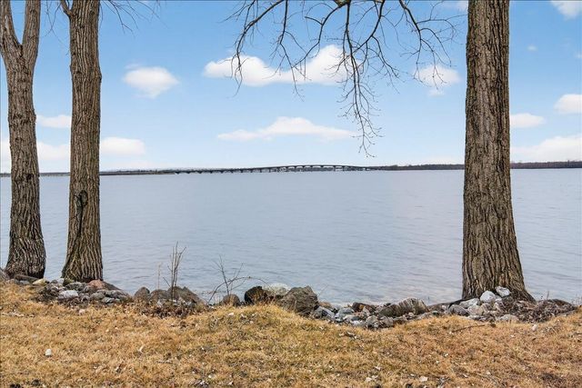 233 Hunter Road North, Alburgh, VT 05440