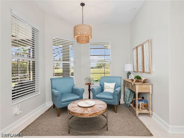 6096 Dogleg DR, Naples, FL 34113