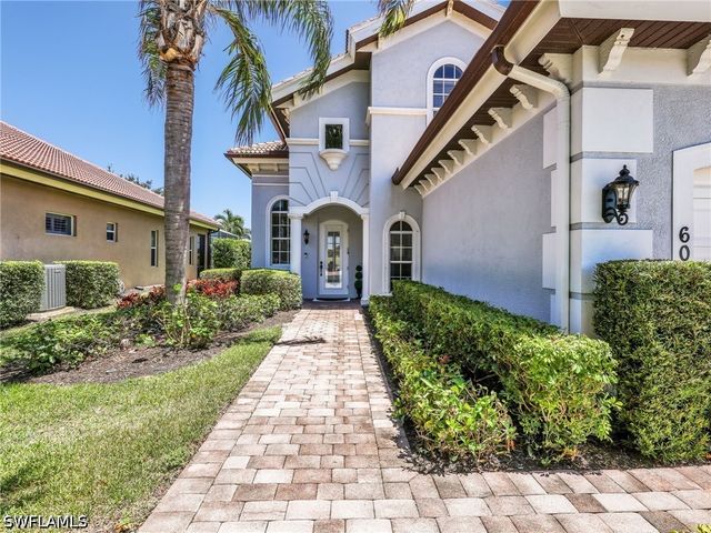 6096 Dogleg DR, Naples, FL 34113