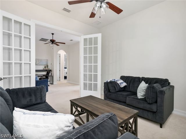 6096 Dogleg DR, Naples, FL 34113
