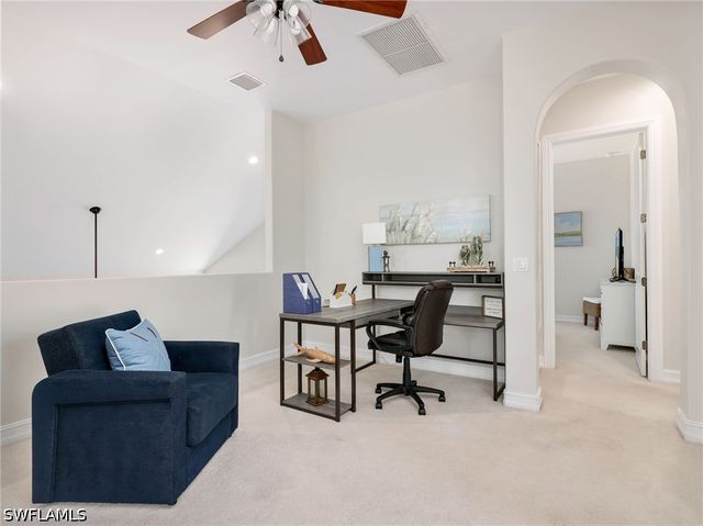 6096 Dogleg DR, Naples, FL 34113