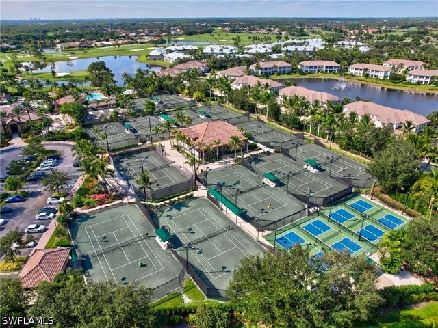 6096 Dogleg DR, Naples, FL 34113