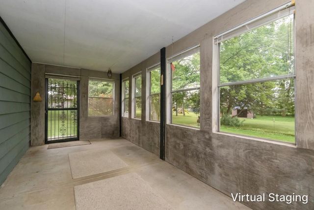 W229 Golden Lake Park CIRCLE, Oconomowoc, WI 53066