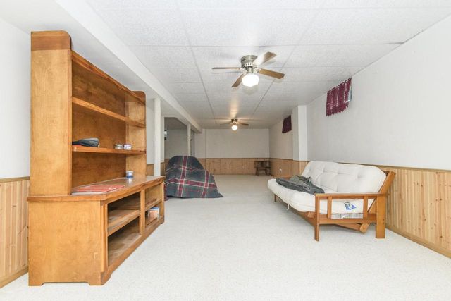 W229 Golden Lake Park CIRCLE, Oconomowoc, WI 53066