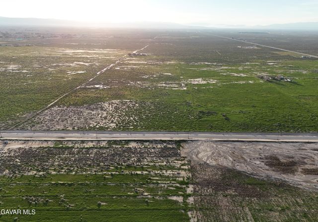 45th St E, Lancaster, CA 93535