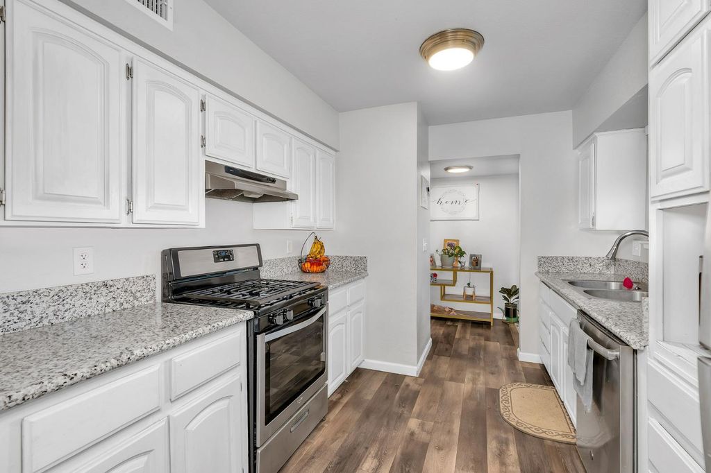 Image 13 of property listing at 27141 San Jose Avenue, Madera, CA 93637