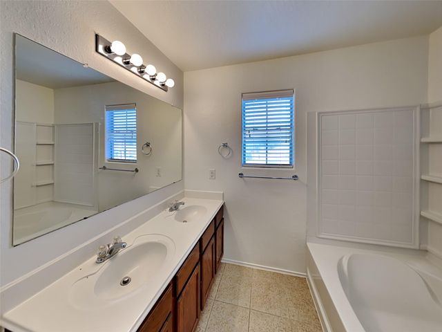 1115 Desert Oasis Lane, Rosenberg, TX 77471