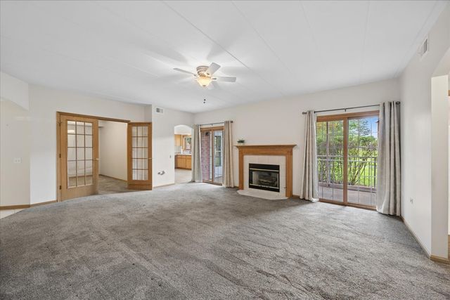 11525 Settlers Pond Way 1D, Orland Park, IL 60467