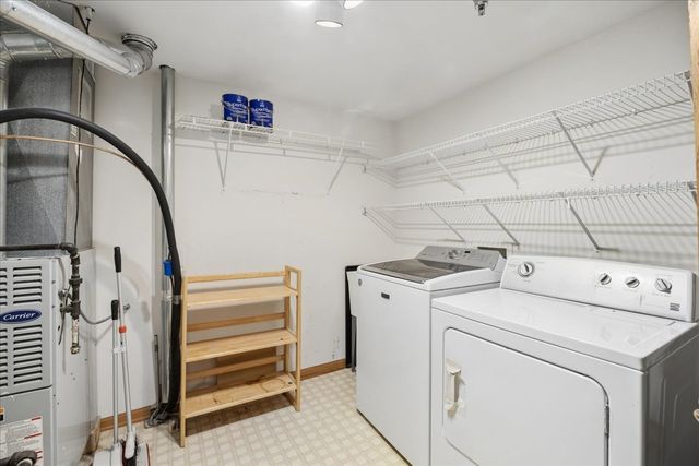 11525 Settlers Pond Way 1D, Orland Park, IL 60467