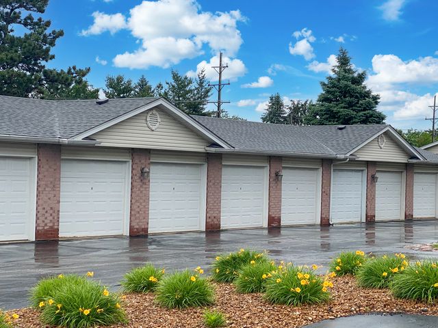 11525 Settlers Pond Way 1D, Orland Park, IL 60467