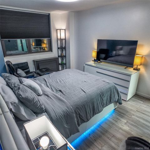 1966 Newbold Avenue 904, Bronx, NY 10472