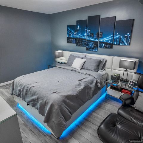 1966 Newbold Avenue 904, Bronx, NY 10472