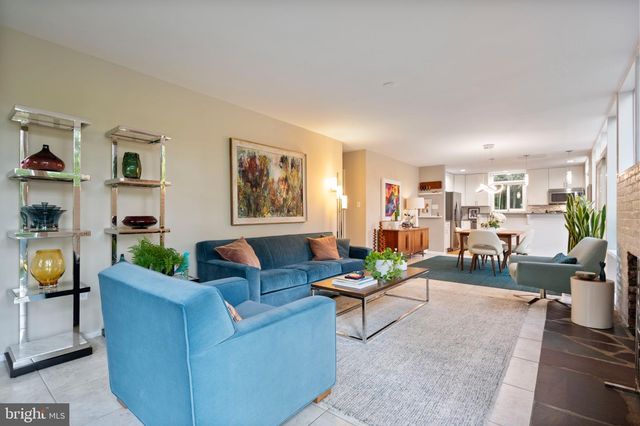 2300 KIMBRO ST, Alexandria, VA 22307