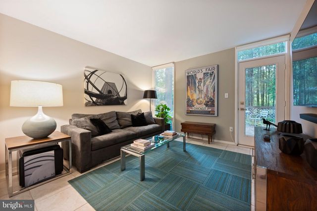 2300 KIMBRO ST, Alexandria, VA 22307