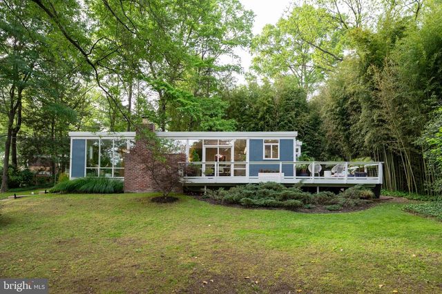 2300 KIMBRO ST, Alexandria, VA 22307