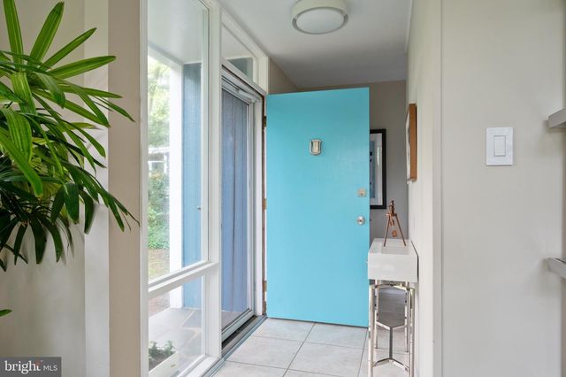 2300 KIMBRO ST, Alexandria, VA 22307