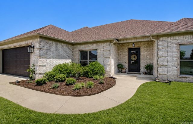 15 River Cliff Drive, Mayflower, AR 72106
