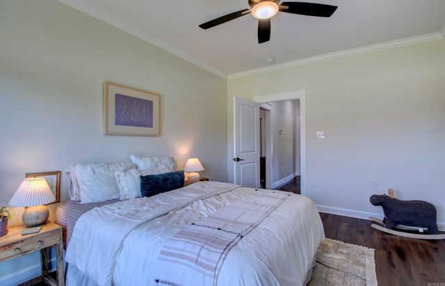 15 River Cliff Drive, Mayflower, AR 72106