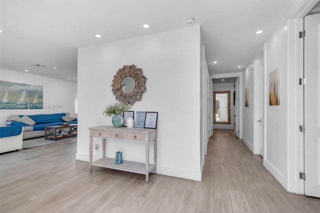 821 Harrison Street, Hollywood, FL 33019