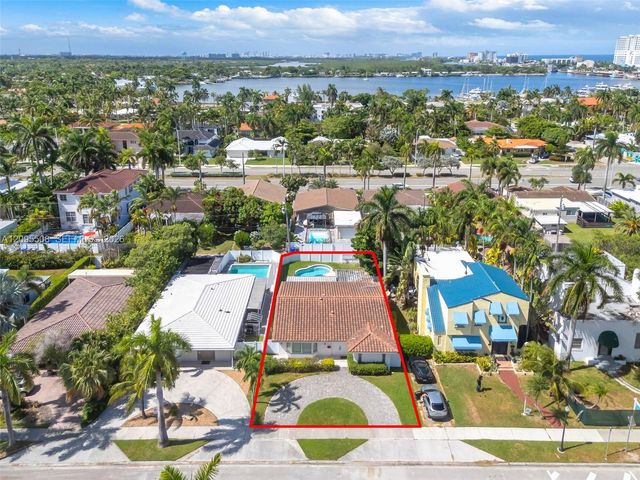 821 Harrison Street, Hollywood, FL 33019