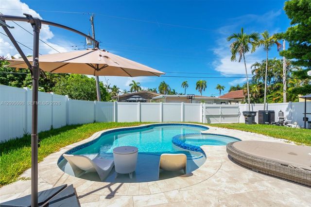 821 Harrison Street, Hollywood, FL 33019
