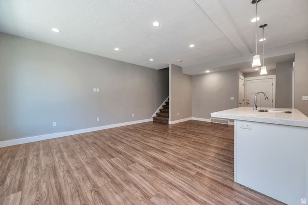 9293 S FORDHAM CT, Sandy, UT 84094 — photo 4