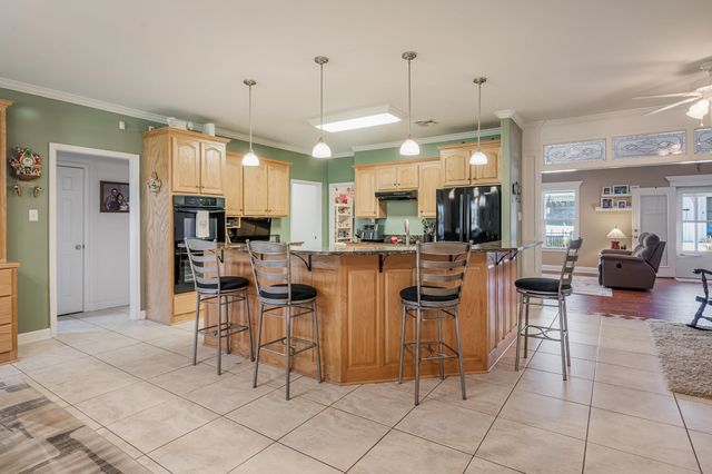 1294 Burma Rd, Thibodaux, LA 70301