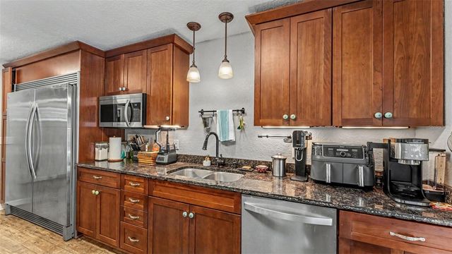 1002 W LAKE MARION ROAD, Haines City, FL 33844