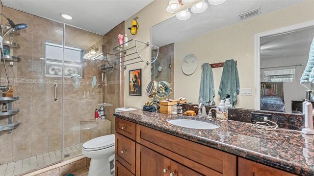 1002 W LAKE MARION ROAD, Haines City, FL 33844