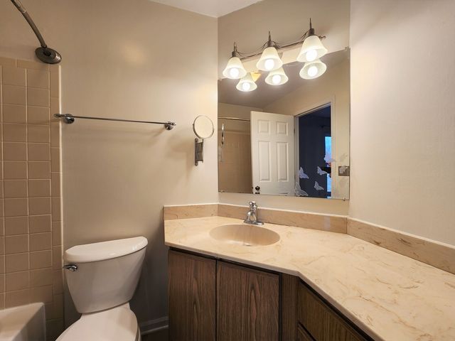 1176 Sumac Trail, Hoffman Estates, IL 60192